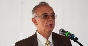 Análisis de cifras revela preocupante gestión del ministro de Defensa, Iván Velásquez: aumentan las masacres en un 61% y la erradicación disminuye en un 87% Análisis de cifras revela preocupante gestión del ministro de Defensa, Iván Velásquez: aumentan las masacres en un 61% y la erradicación disminuye en un 87%