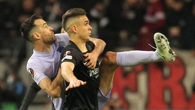 Dos Grandes Clubes Europeos Compiten por la Firma de Rafael Santos Borré Dos Grandes Clubes Europeos Compiten por la Firma de Rafael Santos Borré