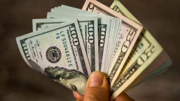 Inicia Julio con caída en el precio del dolar en Colombia Inicia Julio con caída en el precio del dolar en Colombia