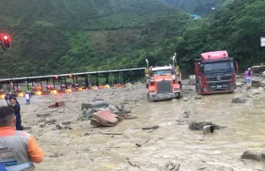 Lamentable tragedia en Quetame, Cundinamarca: los impactantes videos de las avalanchas que arrasaron con todo Lamentable tragedia en Quetame, Cundinamarca: los impactantes videos de las avalanchas que arrasaron con todo