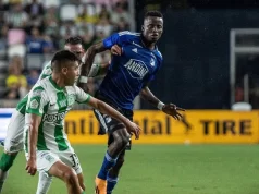 Millonarios vence nuevamente a Nacional con un golazo de Leonardo Castro para asegurar la victoria azul Millonarios vence nuevamente a Nacional con un golazo de Leonardo Castro para asegurar la victoria azul
