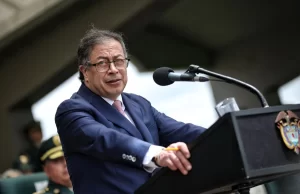 Presidente Gustavo Petro anuncia el fin del informe anual de cultivos ilícitos por parte de Estados Unidos: «Un cambio de rumbo» Programa de Paz del Presidente Petro: Subsidios Directos de $12 Millones Anuales para Jóvenes Desvinculados de Grupos Criminales