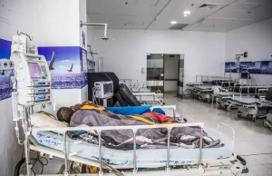 Plantón Nacional en Hospitales Públicos de Colombia por Deudas de EPS Plantón Nacional en Hospitales Públicos de Colombia por Deudas de EPS