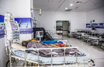 Plantón Nacional en Hospitales Públicos de Colombia por Deudas de EPS Plantón Nacional en Hospitales Públicos de Colombia por Deudas de EPS