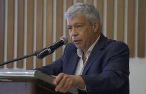 Propuesta de Modificación de la Regla Fiscal en Colombia Genera Preocupación Propuesta de Modificación de la Regla Fiscal en Colombia Genera Preocupación