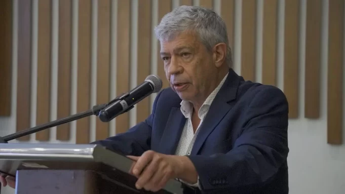 Propuesta de Modificación de la Regla Fiscal en Colombia Genera Preocupación Propuesta de Modificación de la Regla Fiscal en Colombia Genera Preocupación