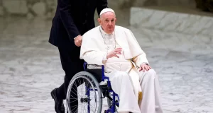 Papa Francisco hospitalizado por gripe: Delega algunas responsabilidades pero sigue activo Papa Francisco hospitalizado por gripe: Delega algunas responsabilidades pero sigue activo