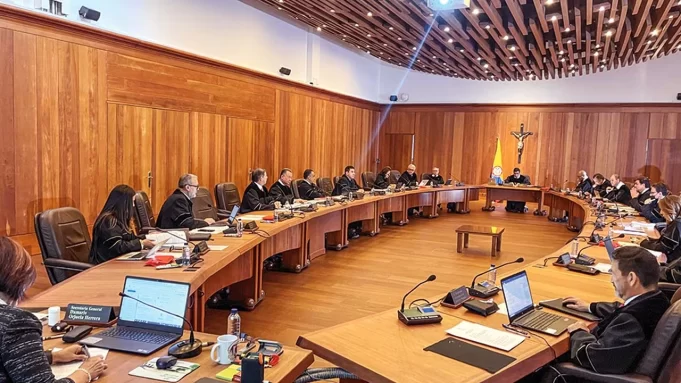 Tensiones y Expectativas en la Sala Plena de la Corte Suprema: Votaciones para Fiscal General y Propuesta de Comisión Internacional contra la Impunidad Tensiones y Expectativas en la Sala Plena de la Corte Suprema: Votaciones para Fiscal General y Propuesta de Comisión Internacional contra la Impunidad