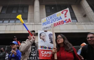 Turbulencia en Bogotá: Fracasos y Tensiones en Manifestaciones por Elección de Fiscal Turbulencia en Bogotá: Fracasos y Tensiones en Manifestaciones por Elección de Fiscal