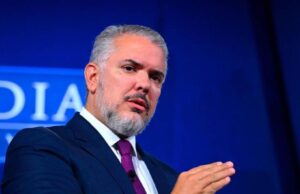 Duelo de Propuestas entre Duque y Petro por el Futuro Constitucional Duelo de Propuestas entre Duque y Petro por el Futuro Constitucional