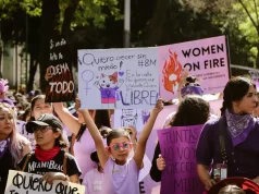 Marchas del 8 de marzo en Colombia: Enfrentamientos y Reacciones ante Intervención Policial Marchas del 8 de marzo en Colombia: Enfrentamientos y Reacciones ante Intervención Policial