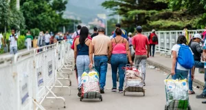 Colombia reinstaura requisito de pasaporte vigente para migrantes venezolanos Colombia reinstaura requisito de pasaporte vigente para migrantes venezolanos