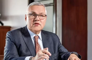 Replanteando la Paz: La Propuesta de Repatriación de Criminales en Colombia Replanteando la Paz: La Propuesta de Repatriación de Criminales en Colombia