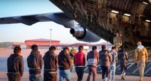 Estrategias Migratorias ante el Endurecimiento de las Políticas en Estados Unidos Estrategias Migratorias ante el Endurecimiento de las Políticas en Estados Unidos