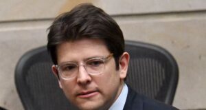 Condenan a menor a 7 años por ataque a Miguel Uribe Turbay